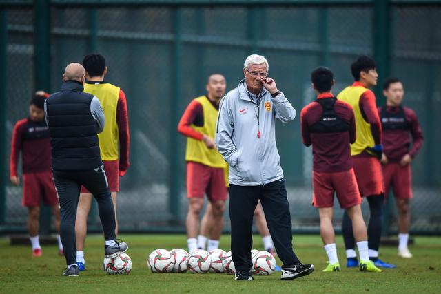 第四届“衢州烂柯杯”世界围棋公开赛本赛首轮战罢